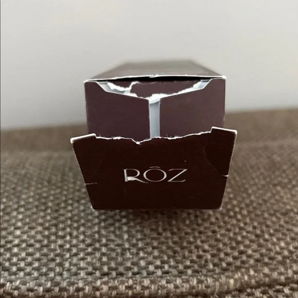 BNIB Roz Evergreen Style Cream 60mL - Picture 6 of 9